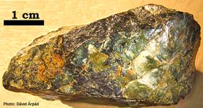 SZERPENTIN